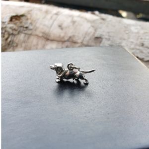 Dashhound Charm Like New!